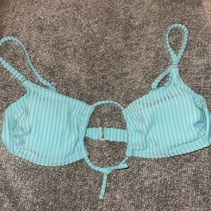 🍀5/$25🍀 Xhilartion size small bikini‎ top